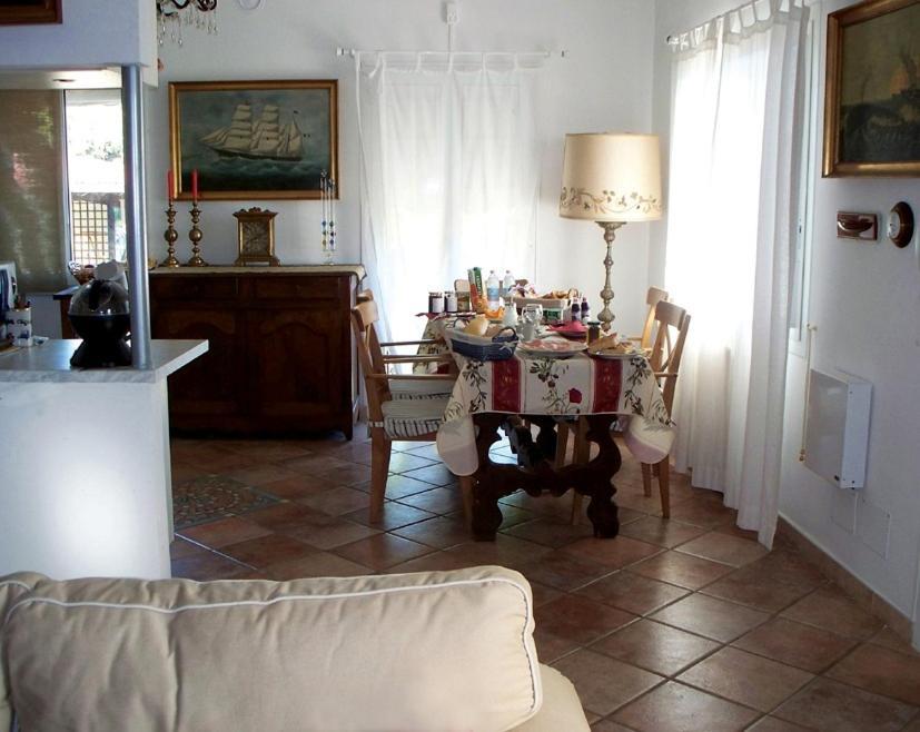 Bed and Breakfast La Tana Del Tasso Ventimiglia Exterior foto